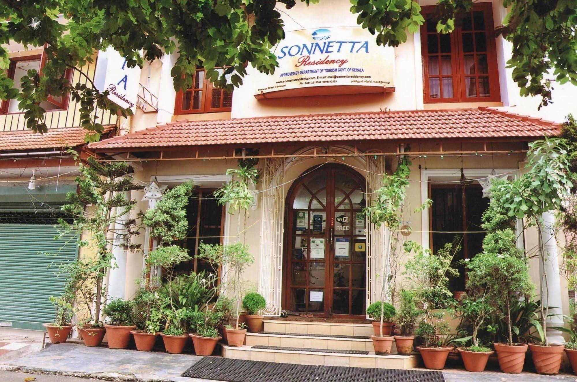 Sonnetta Residency Acomodação com café da manhã Kochi Exterior foto